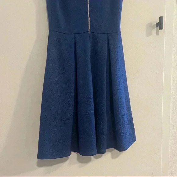 Green Envelope LA Mini Dress - Picture 4 of 5